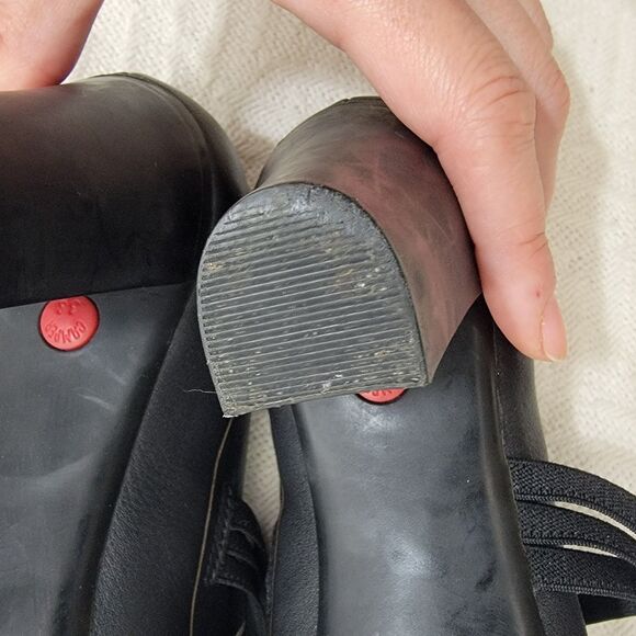 Camper Leather Mary Jane Pumps Heels Black Elastic Strap Size EU 38 US 7.5 - Picture 12 of 14